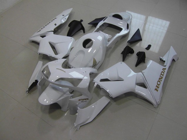 2005-2006 White Honda CBR600RR Motorcycle Fairings & Bodywork 2005-2006 White Honda CBR600RR Motorcycle Fairings & Bodywork